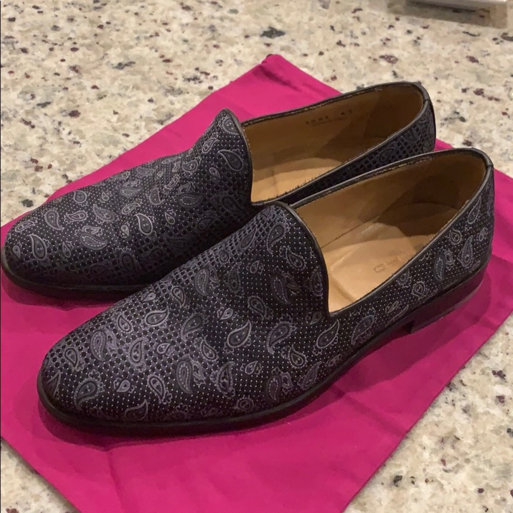Men’s ETRO Paisley shoes.